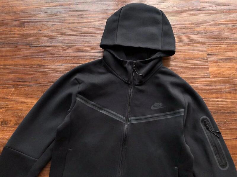 Nike Tech Fleece Black