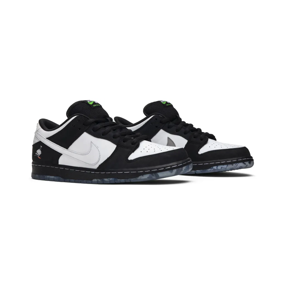 Jeff Staple x Dunk Low SB "Panda Pigeon" (Special Box)