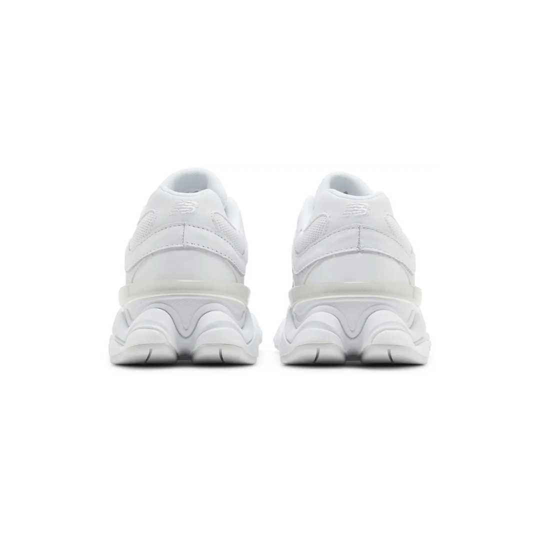 9060 "Triple White"