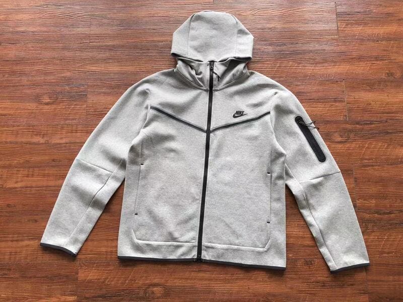 Nike Tech Fleece Light Grey