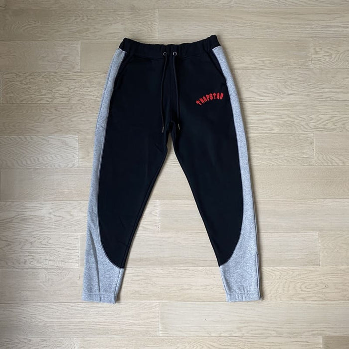 Trapstar Irongate Arch Chenille Set